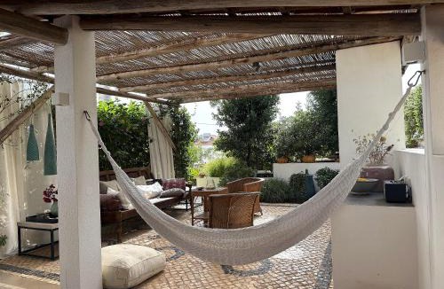 Silves House | Casa do Campo - offers peace and luxury combined with simplicity and heated private saltwaterpool