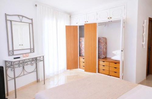 Cavacos Apartment | Avenue Apartment - Family-friendly T2 - Estacionamento Privado