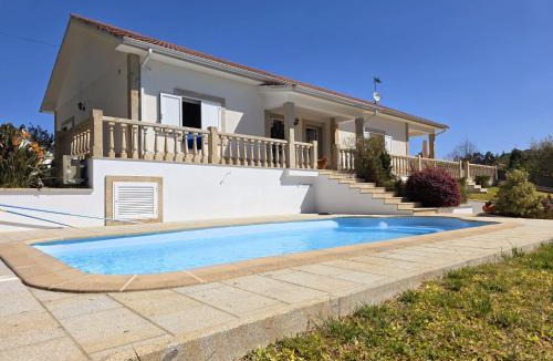 Linhares de Cima Villa | Casa Pinto