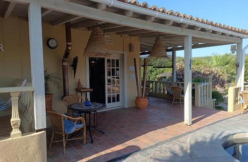 Fonte do Bispo Bed & Breakfast | Quinta Pereiro Tropic Garden, Algarve