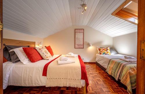 Banzao House | Pinha da Praia - Beach, Pool, Surf Getaway Work and Play
