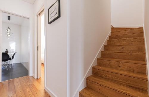 Santa Engracia Apartment | Cortes Apartment in Lisbon Historic Neighborhood