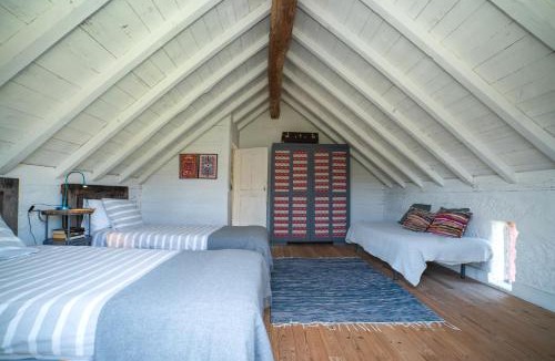 Mosteiro House | Casa de Cabanelas