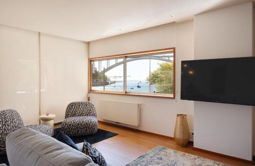 Lordelo do Ouro e Massarelos Apartment | Ouro Views to Douro River