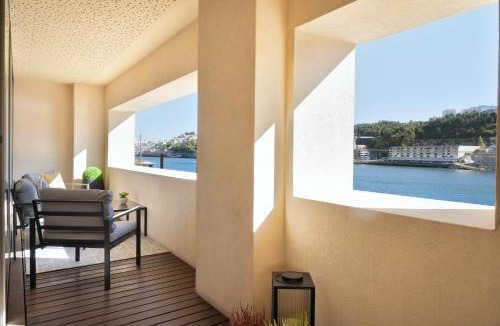 Lordelo do Ouro e Massarelos Apartment | Ouro Views to Douro River