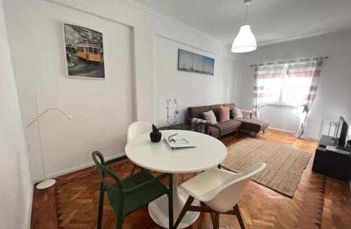 Lisbon Old Town Apartment | 92 Campolide Apartment by Trip2Portugal