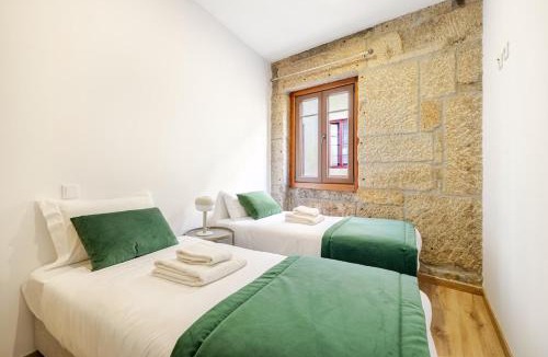 Sao Dinis Apartment | Two 2 Two Urban Stay
