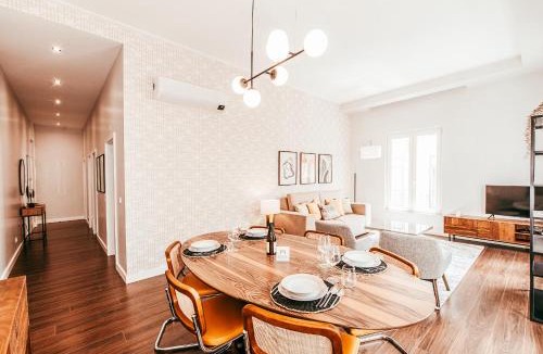 Santa Isabel Apartment | Elegant & Sophisticated Campo Ourique by GT House