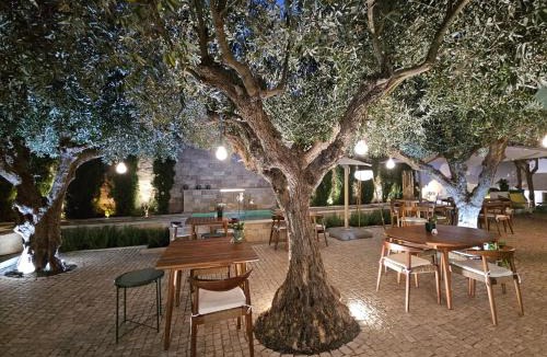 Boliqueime Bed & Breakfast | Eleven, Boutique luxury house & garden