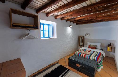 Santa Maria de Marvao House | Casa Com Mãos