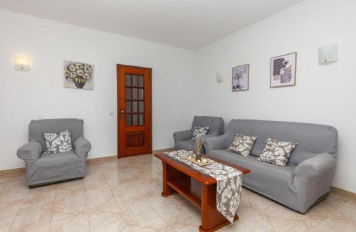Chinicato House | D02 - Carrob Street House