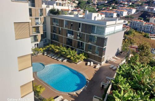 Santo Antonio Apartment | Highrise Madalenas Apartment