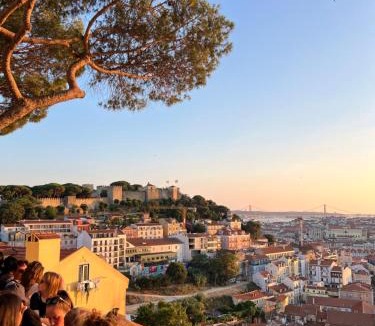 Alfama Apartment | Charming Lisbon Apartment in Graça II