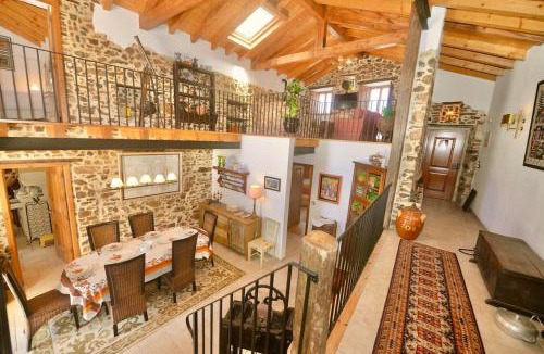 Dornes House | Riverside - Lovely river-view 3 bedroom house