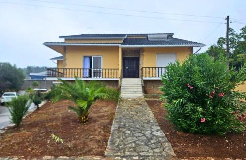 Alcanena House | Cozy rooms in Minde, Fatima