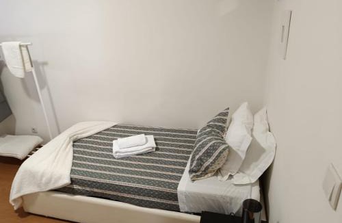 Santa Marinha House | Portus Ribeira House