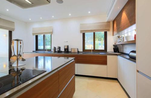 Vilamoura Villa | Contemporary Vilamoura Villa Stunning Open Plan Design Villa Azure Elegance