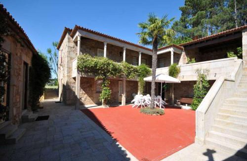 Rubiaes Villa | Splendid Ponte De Lima Villa 6 Bedrooms Villa Coura Coura Valley Views