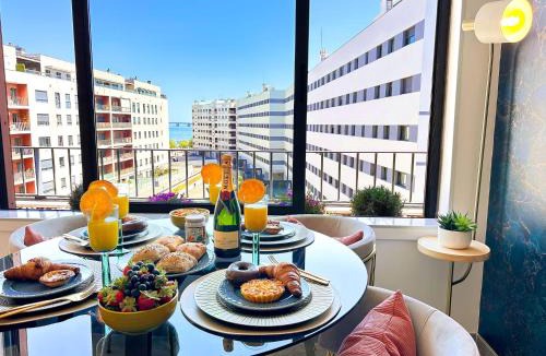 Parque das Nacoes Apartment | Lisbon Prestige River View Condo by BeCherish