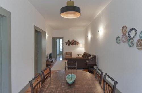 Belem Apartment | Jardim do Embaixador Apartments by LovelyStay