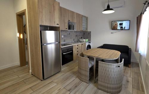 Linda-a-Velha Apartment | Casinhas da Ajuda nº 9-1