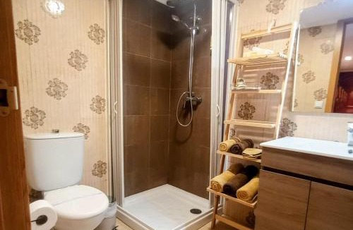 Sangalhos Apartment | Retiro dos Cedros - Quarto Adega