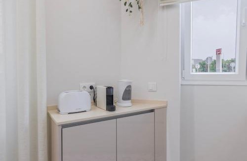 Parque das Nacoes Apartment | Modern 2BR Apt with Patio & AC - 0E