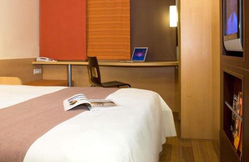 Lisbon Old Town Hotel | Hotel ibis Lisboa Jose Malhoa