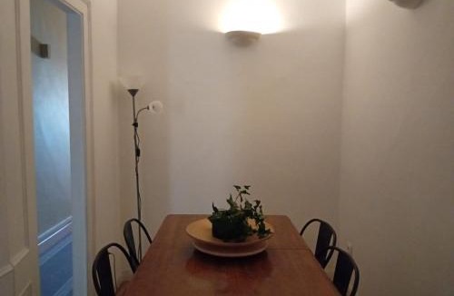 Santos House | Santos Apartment in Central Lisbon with River View