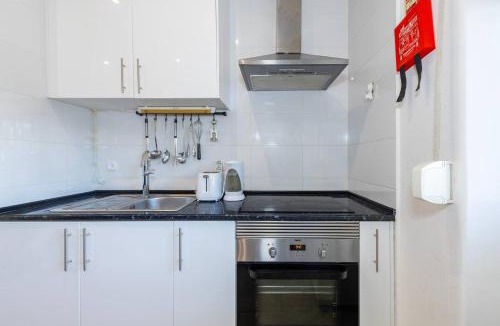 Amadora Apartment | Benfica City Flat Stay by Perfect Getaway