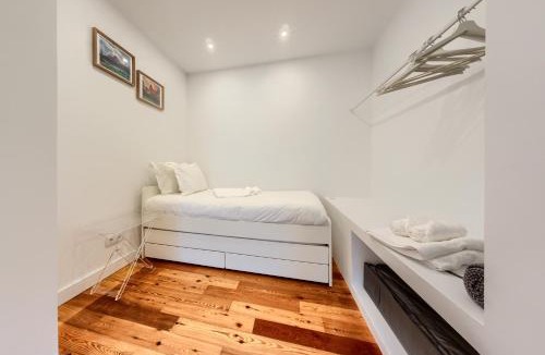 Estoril Apartment | Mbird Estoril Riviera Flat 1
