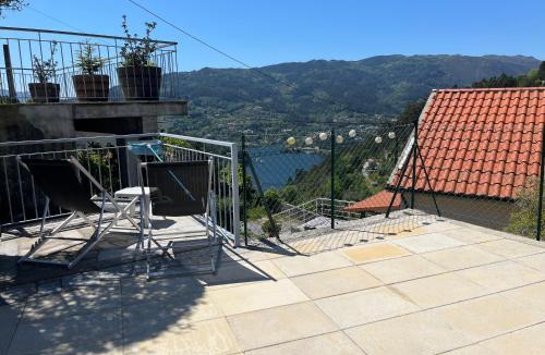 Cova House | Casa da Lage - Piscina privada - Vistas rio - "Gerês"