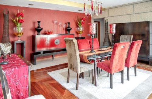 Santo Tirso Villa | Spacious villa in Santo Tirso with private pool 850 m² and jacuzzi
