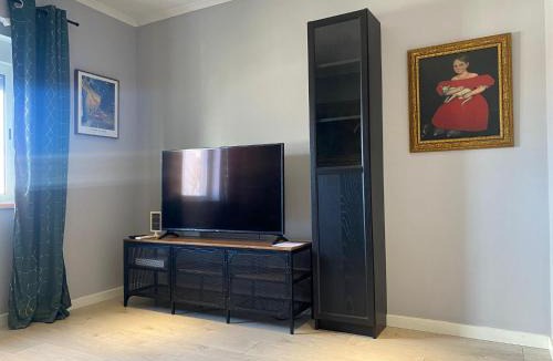 Cova da Piedade Apartment | Piedade Central Apartment with Terrace