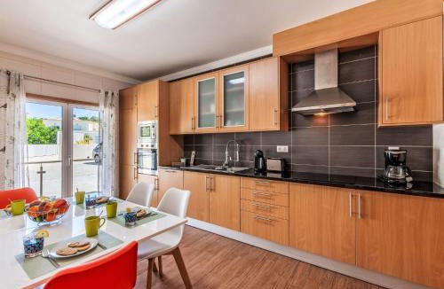 Vale de Parra House | Holiday Home Vila Parra by Interhome