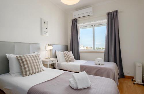 Estoril Apartment | Sunny Monte Estoril