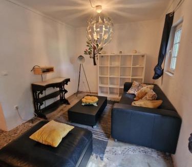 Canha House | Casas e Glamping Quinta da Saudade