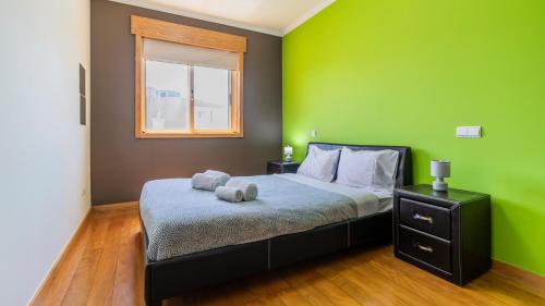 Senhora da Hora Apartment | Central Matosinhos Apartment by Unique Hosts