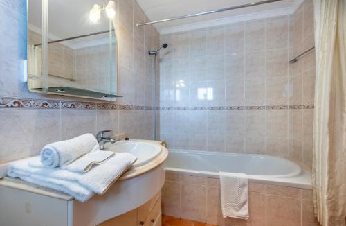 Albardeira Apartment | Cardeira Holiday Apartments