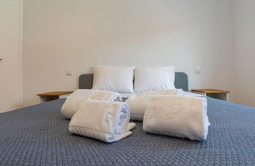 Madalena Apartment | Charming Beach Retreat by MP