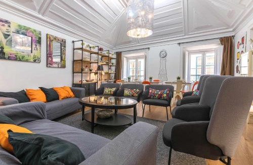 Encarnacao Apartment | Bairro Alto Palace Special for Groups up to 24 guests