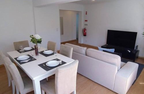 Olivais Apartment | Lisbon, 2 Bedrooms, Metro & Airport, AC & WiFi