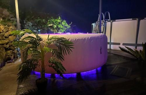 Lajes das Flores Villa | Spot Milasmar