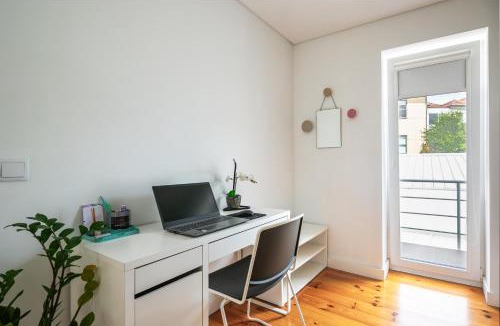 Campanha Apartment | Porto Insight Apartments Campanha with Balcony and AC