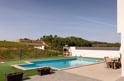 Britelo House | Casa dos Mirtilos Draper T6