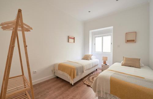 Mina Apartment | Spacious & Light-Filled 4BR Apartment By TimeColer