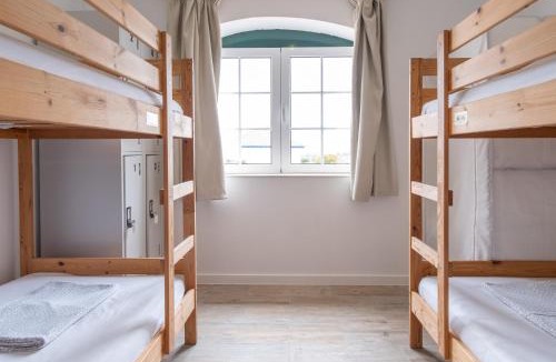 Foz do Arelho Hostel | Sunshine Hostel - from 18 to 40 years only - Youth Accomodation