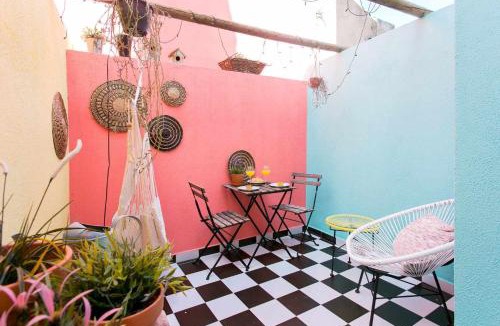 Santo Amaro Apartment | St Amaro- Chic Terrace Studio Lisbon Congress