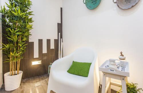 Sacramento Apartment | Carmo Chiado Deluxe Apartment