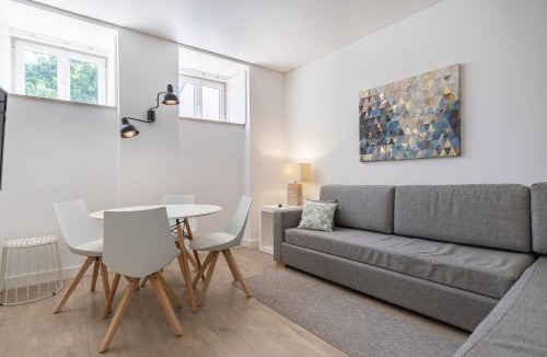 Mouraria Apartment | Garcia 28 by LovelyStay
